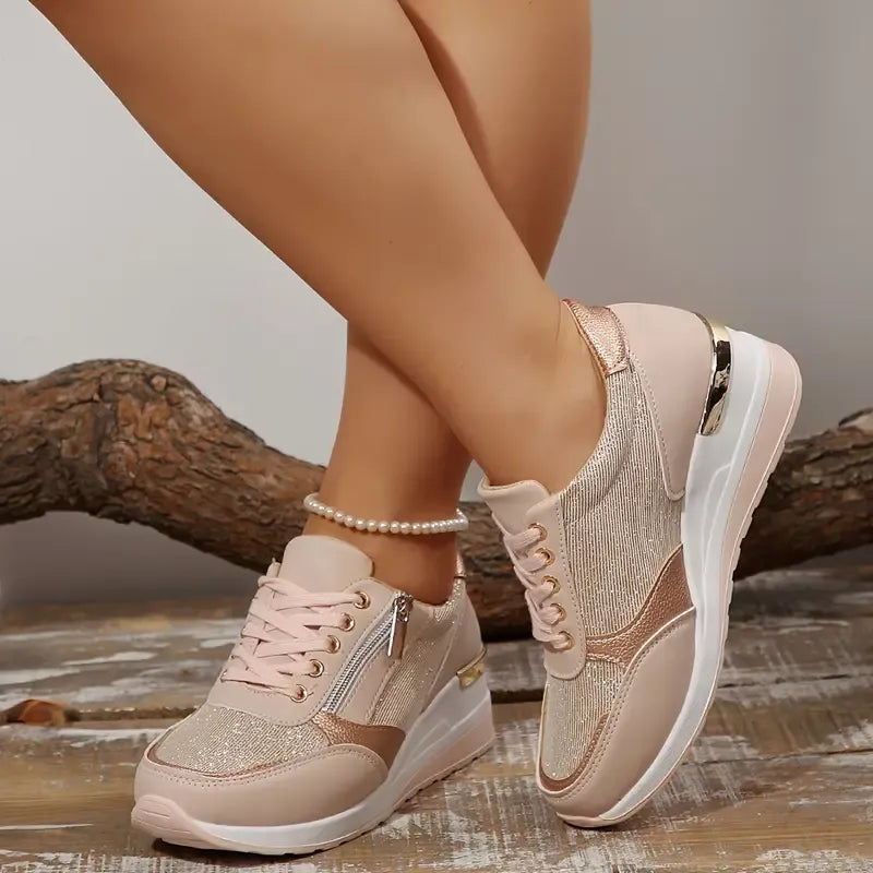 Nye ortopediske sneakers for kvinner med snøring og glidelås på siden