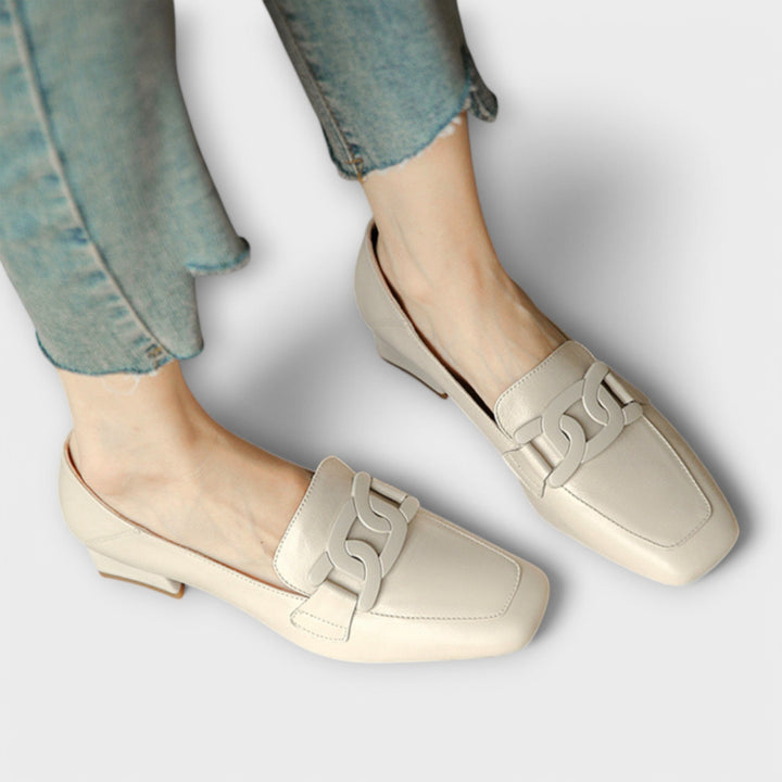 Monika Myke Sandaler